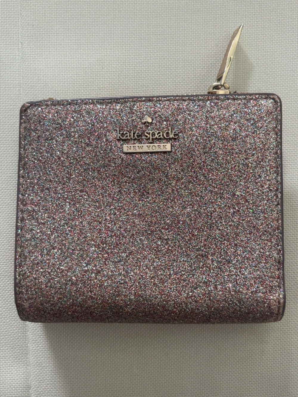kate spade Glitter Zip Wallet - Rose Glitter